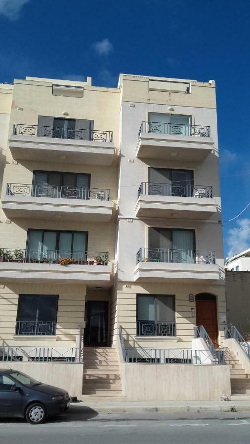Ullswater No. 9 Marsaskala Exterior foto